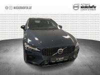 Volvo V60 B4 Mild Hybrid Plus Dark bei BM || Niederhofer in 